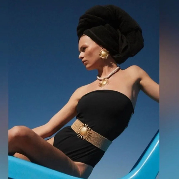 Zara Sun Gold Earrings - Picture 4 of 8